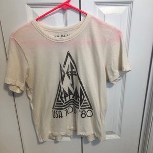 Def Leppard band tee